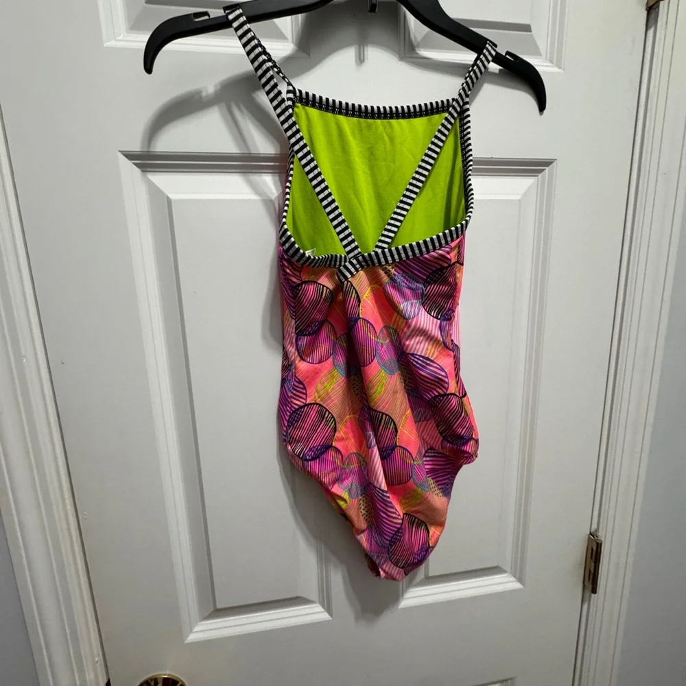 Dolfin size 16